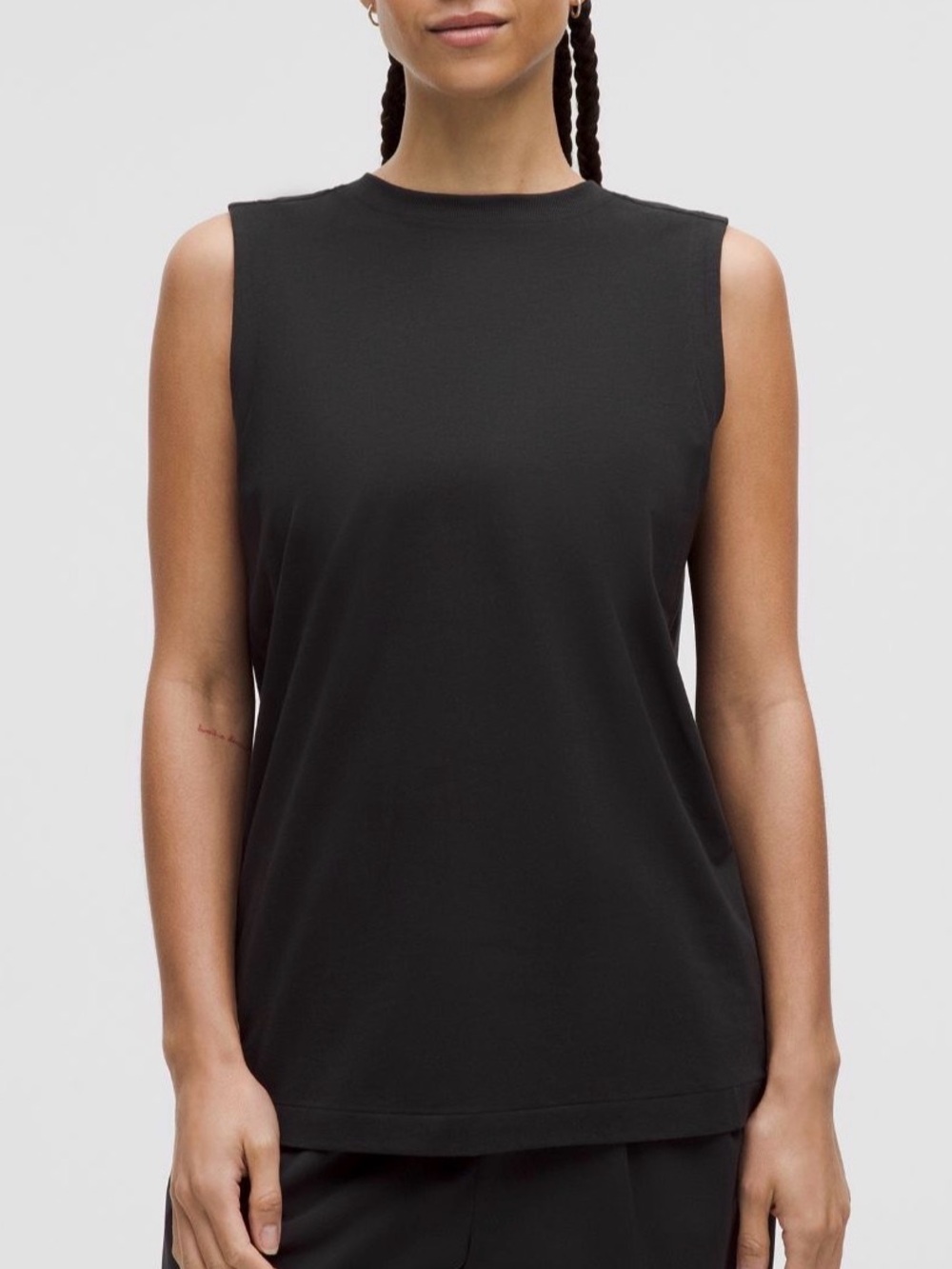 Lululemon all yours tank M Sleeveless Crewneck - Black